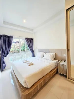 Mercy Hostel - Hostels