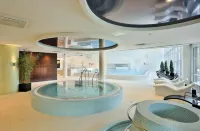 Park Inn by Radisson Meriton Conference Spa Tallin - spa