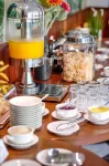 Hotel Youstay Semarang by Sinergi - Bữa sáng