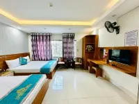 Ha Linh Hotel DB - by Bay Luxury - Parkplatz