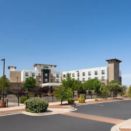 Holiday Inn Express & Suites ALBUQUERQUE HISTORIC OLD TOWN by IHG