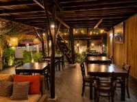 Coco Palm Villa & Cabanas - Pensions