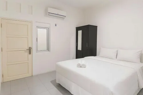 Elang House near Simpang Lima Tasikmalaya Mitra RedDoorz - WiFi