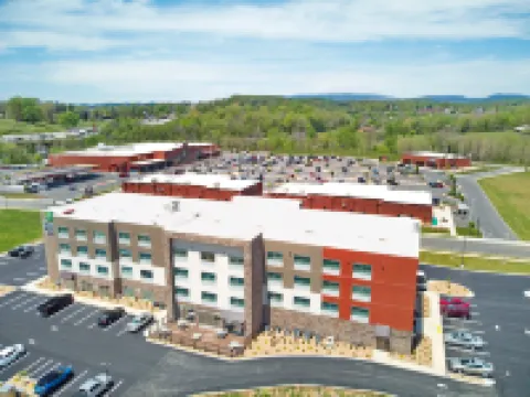 ホリデイ イン エクスプレス & スイーツ アビンドン by IHG アビンドンのホテル