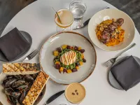 SpringHill Suites科羅拉多斯普林斯市中心飯店 七瀑布附近的飯店