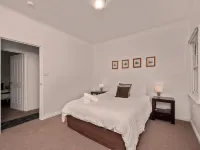 Giants Table and Cottages Hotels in New Norfolk