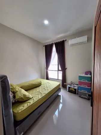 Sadewa Homestay Отели рядом с достопримечательностью «Super Badut Jogja»