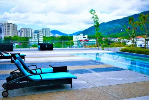 Seaview Landmark Studio Homestay at Gurney