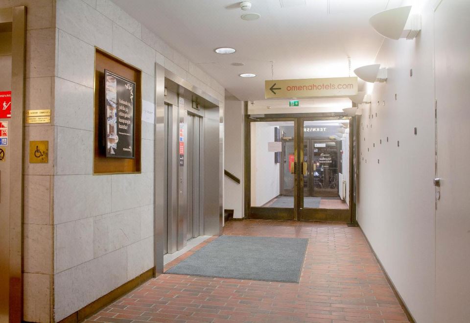 오메나 호텔 룸