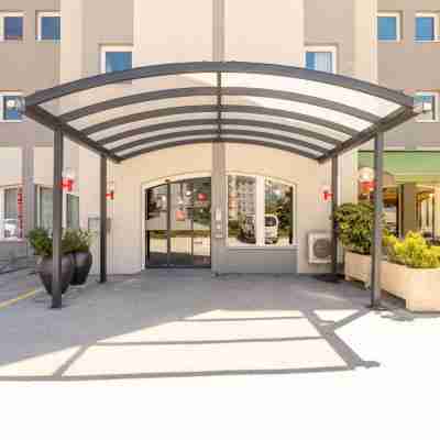 Hôtel ibis Sion Est Hotel Exterior