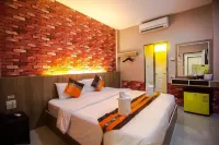 Fai Kham Boutique