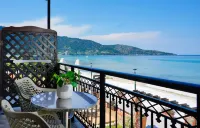 Kamelia & Semeli Hotel - Bergblick