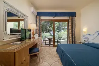 Club Esse Palmasera فنادق في Cala Gonone