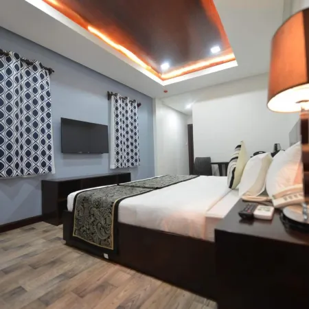 Hotel Gabriella Отели рядом с достопримечательностью «Колледж Бохоль Институт оф Текнолоджи Интернешнел»