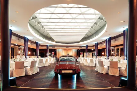 Hotel Maximilian’s