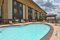 Hampton Inn Paris - piscine