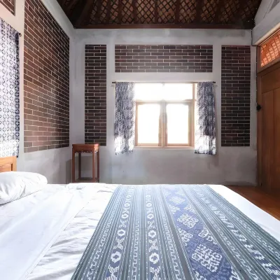 ساكا هوم ستاي بوتيك آند كافيه Hotels near معبد بوروبودور