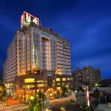 Cheng Pao Hotel Отели рядом с достопримечательностью «Винодельня Пули»