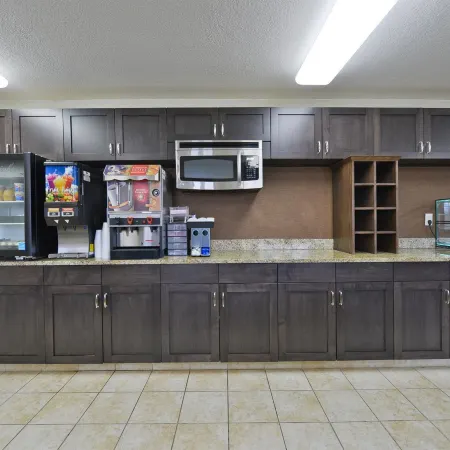 Americas Best Value Inn and Suites Bismarck