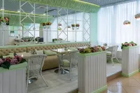 Hotel Vyatka - Bãi đậu xe