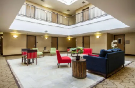 The Atrium Hotel - SFO Airport Free! - Shuttle Bus - Parking - Wifi