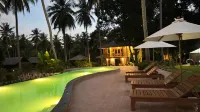 COCO Canopy Boutique Resort Hotels in Koh Jum