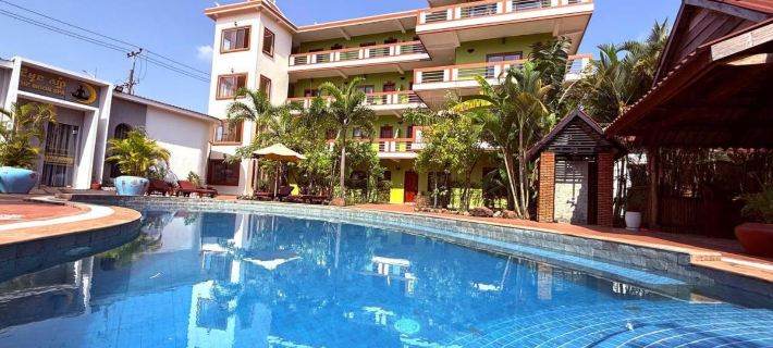 The Moon Kampot Boutique Hotels in Kampot