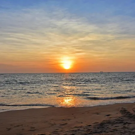Melheim Beach Kalpitiya