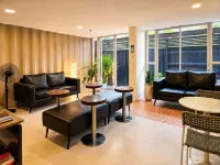 Burgos Hub Hostel - Hostels