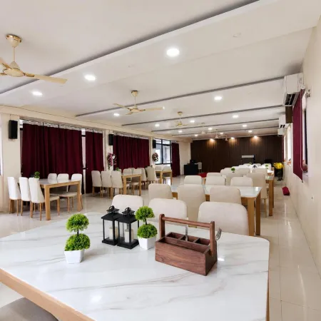 Hotel Big boss New Digha