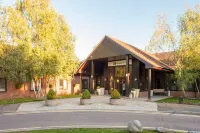 Holiday Inn 科爾切斯特 Colchester Castle Park附近的飯店