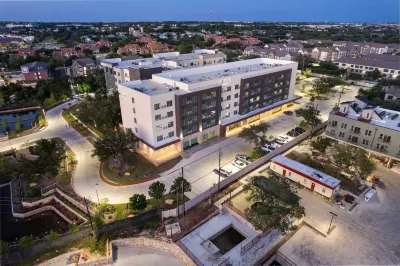 Even Hotel Austin Uptown Near the Domain Hôtels à : Wells Branch
