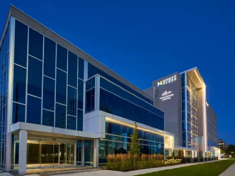 Hyatt Place Toronto/Mississauga Centre Отели рядом с достопримечательностью «Библиотека Кортнипарк»