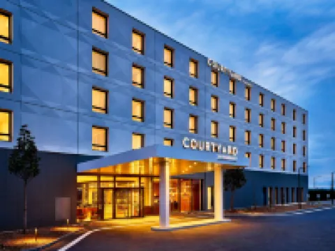 Courtyard Lyon Eurexpo Stadium Hotels in Genas