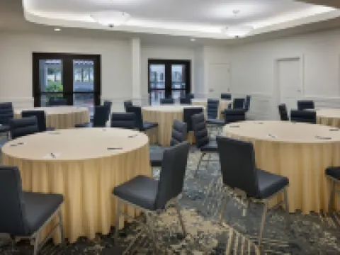 Courtyard Sandestin at Grand Boulevard Hotels in Miramar Beach