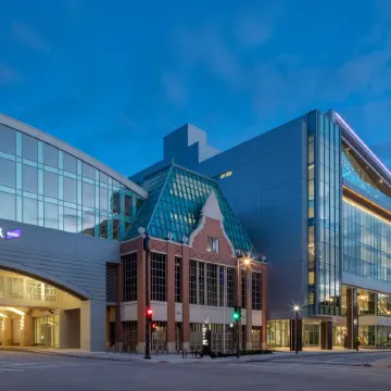 SpringHill Suites Milwaukee Downtown