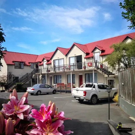 Owens Motel Отели рядом с достопримечательностью «Музей Отаго»
