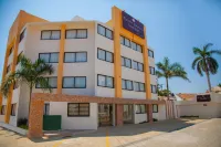 Mayev Express Hotels near Riscalillo bay