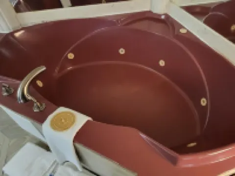 Super 8 by Wyndham Canton/Livonia Area Hotels in Canton