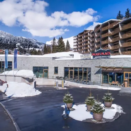 Peaks Place Apartments & Spa