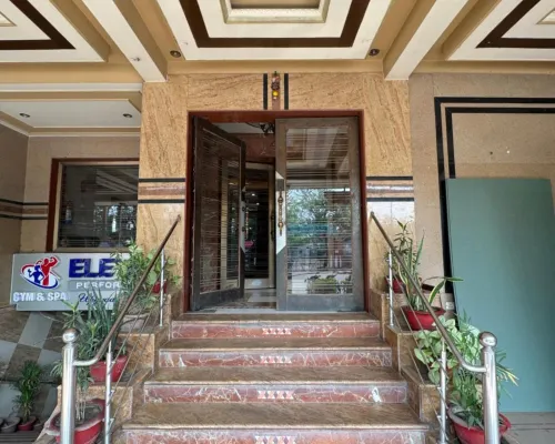 Hotel Melrose Inn - Near Railway Station , Aligarh Hotels in Aligarh