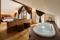 Montana Lodge & Spa, by R Collection Hotels - Romantic