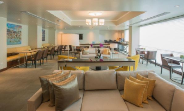 Delfines Hotel & Convention Center