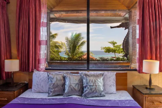 Hayahay Resort