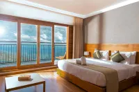 The Valle by Kondody Hotels Отели рядом с достопримечательностью «Кэттадикадаву Вью Пойнт»