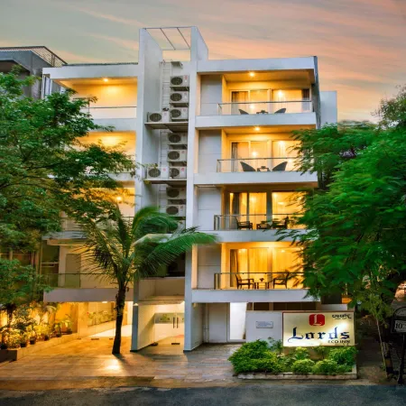Lords Eco Inn Bengaluru Jayanagar Отели рядом с достопримечательностью «Торговый квартал Ганди-Базар»
