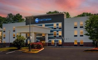 Days Inn by Wyndham Doswell at the Park