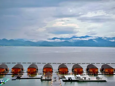 Leaf Lake Kan Resort Отели в г. Сисават