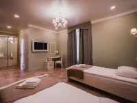 Renessans Boutique Hotel Hotels in Murmansk