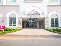 Romance Hotel Srinakarin Hoteles cerca de Ramkhamhaeng University Bang Na Campus